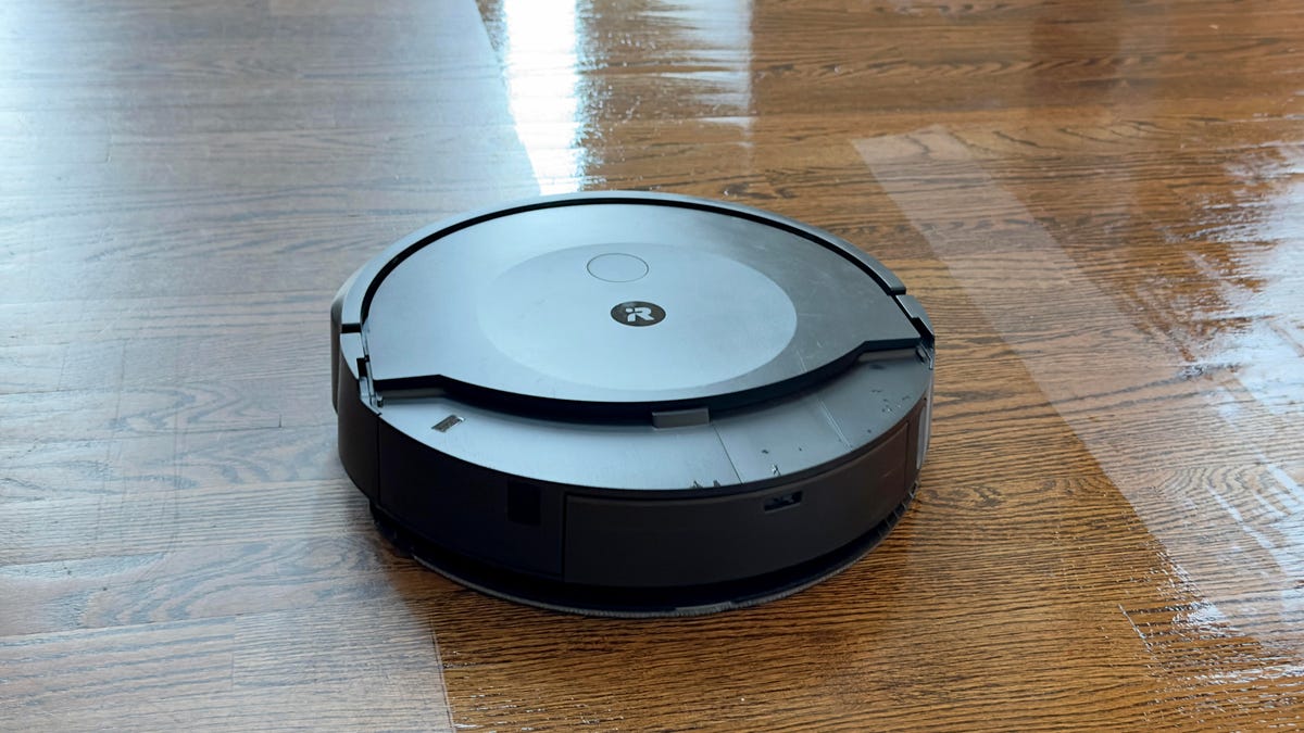 iRobot’s latest flagship Roomba is on sale at 29% off